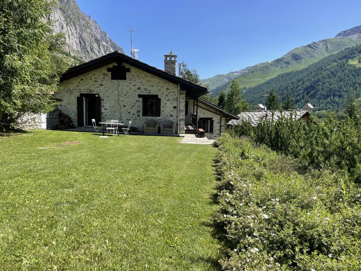 L'Atelier Du Temps - Baita Grandes Jorasses Montita Exteriér fotografie