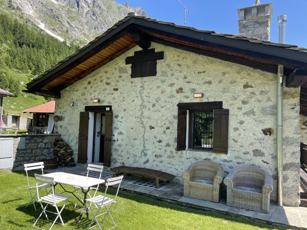 L'Atelier Du Temps - Baita Grandes Jorasses Montita Exteriér fotografie