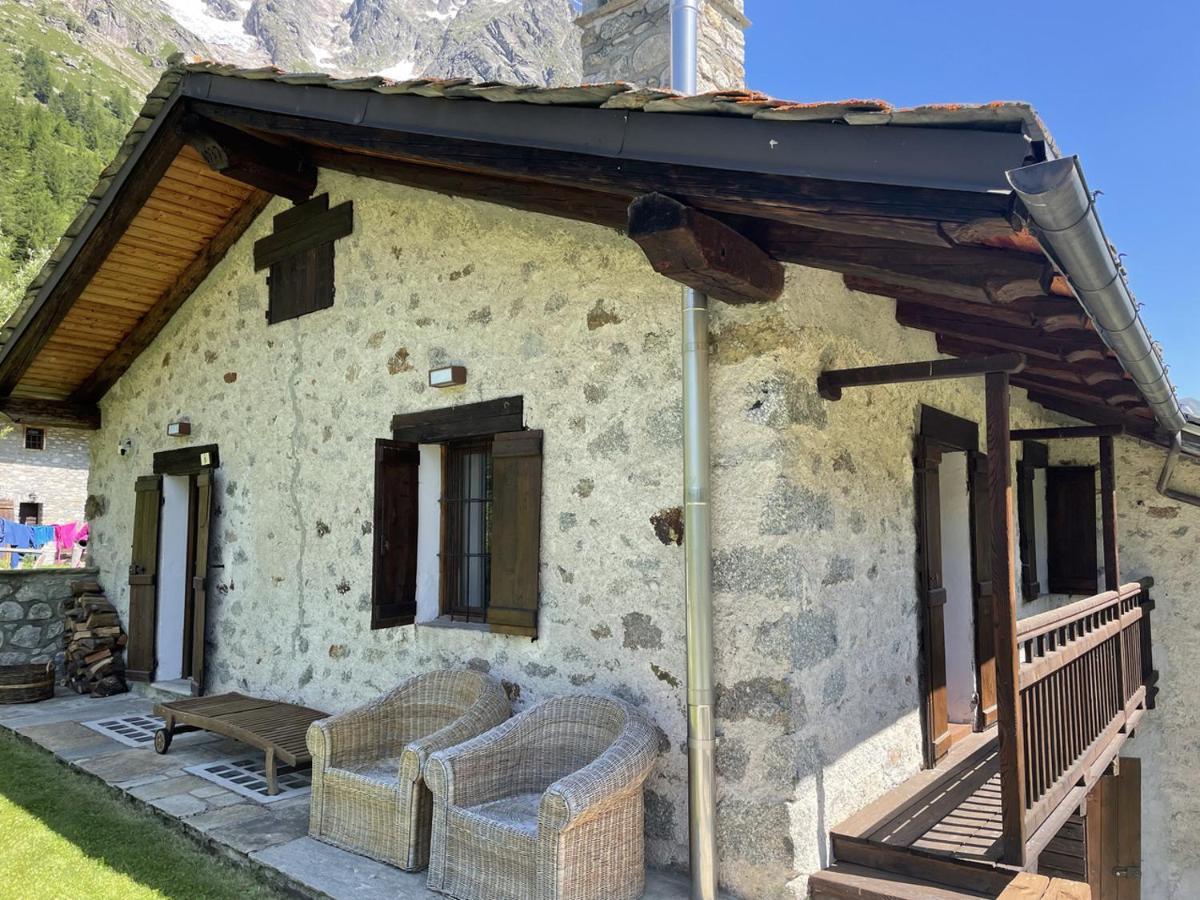 L'Atelier Du Temps - Baita Grandes Jorasses Montita Exteriér fotografie